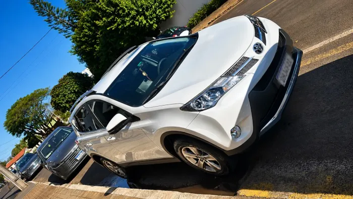 Toyota RAV4 2.0 Top 4X2 16V Aut. 2015