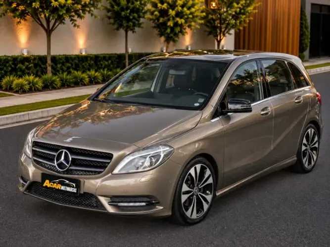 Mercedes-Benz Classe B 200 CGI 1.6 TB Sport 156cv AUT 2013