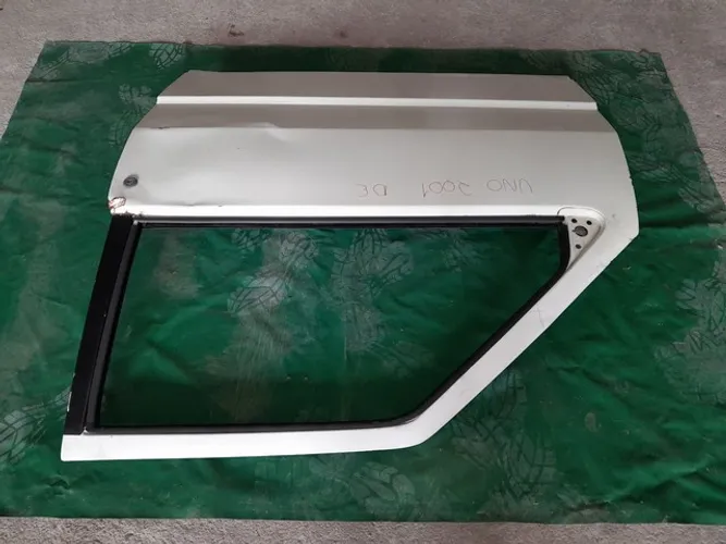 Porta Dianteira Esquerda Fiat/Uno 1994/03