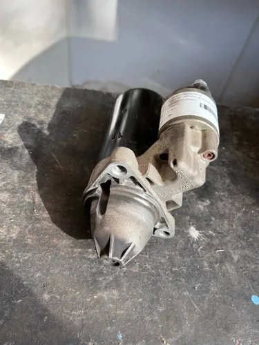 Motor de arranque Toyota Hilux manual 2005-2015
