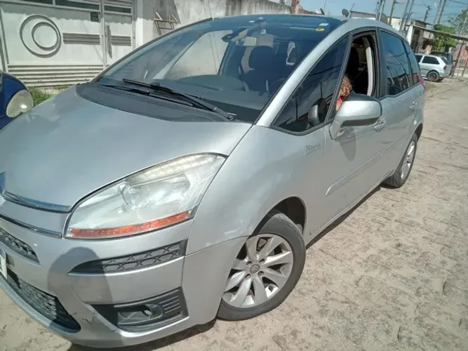 Sucata Citroen C4 Picasso autm 2010 para retirada de peças 