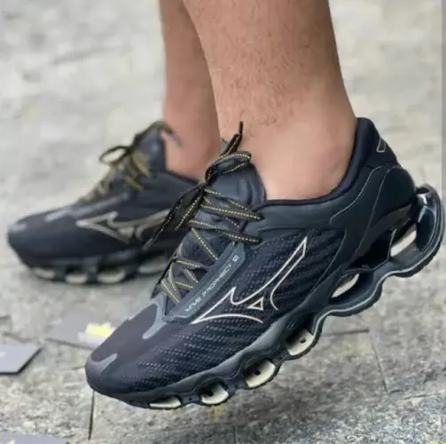 Último lançamento da Mizuno prophecy 12