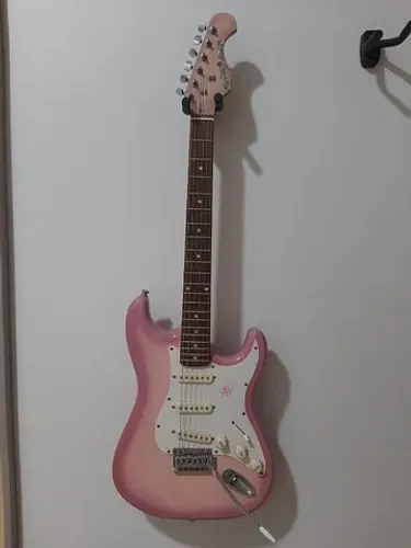 Guitarra gypsy rose stratocaster