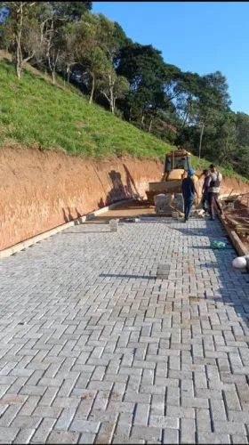 Paviesse, bloco holandês. Calçamentos de estradas,ruas,chácaras,sítios,terrenos,galpão 