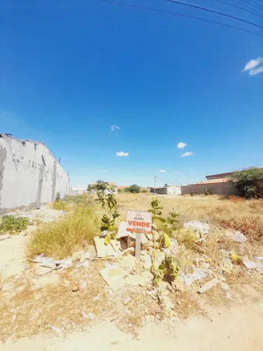 TERRENO À VENDA NO BAIRRO QUIDE, JUAZEIRO-BA.