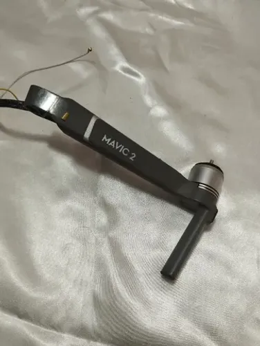 Drone DJI, Mavic 2 Pró Braços esquerdo e direito com motor
