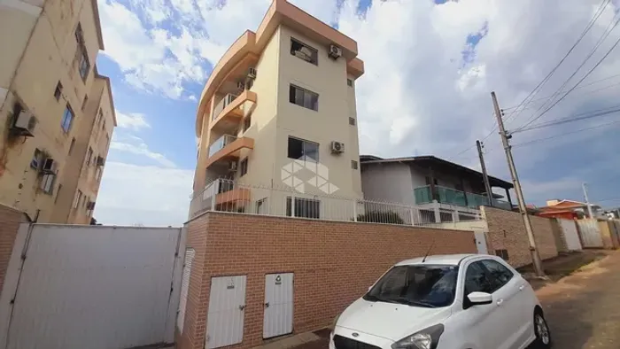 Apartamento com 02 quartos/dormitórios no bairro Serraria, em São José- SC