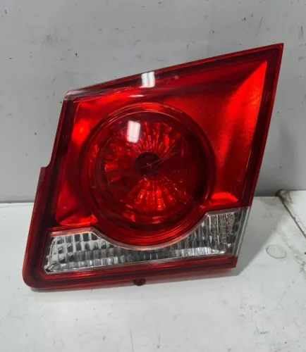 Lanterna direita cruze sedan 2012 2013 2014 a 2016 original tampa