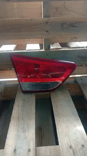 LANTERNA TRASEIRA ESQUERDA HYUNDAI CRETA 17/20