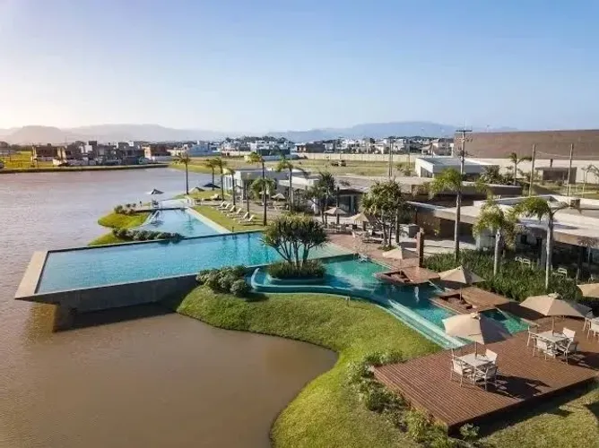 Terreno à venda no Condomínio SUNSET