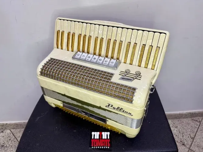 Acordeon italiano Pollina