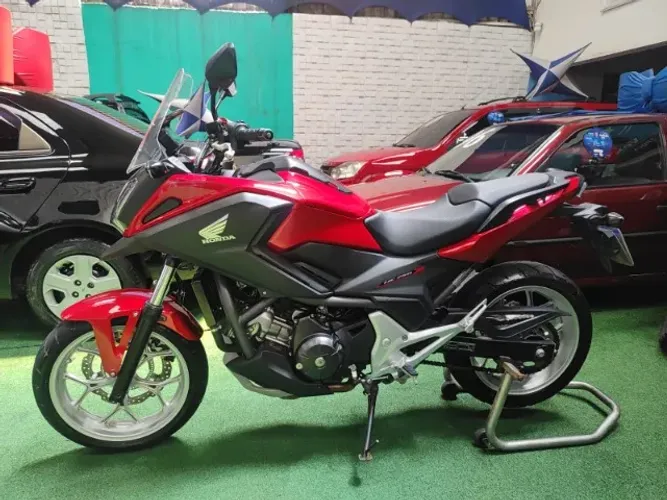 HONDA NC 750X 2021 !!!! APENAS 7.459 KM !!!!!  ABS