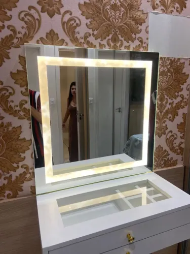 Camarim penteadeira promoção aproveite a pronta entrega instalação grátis ?