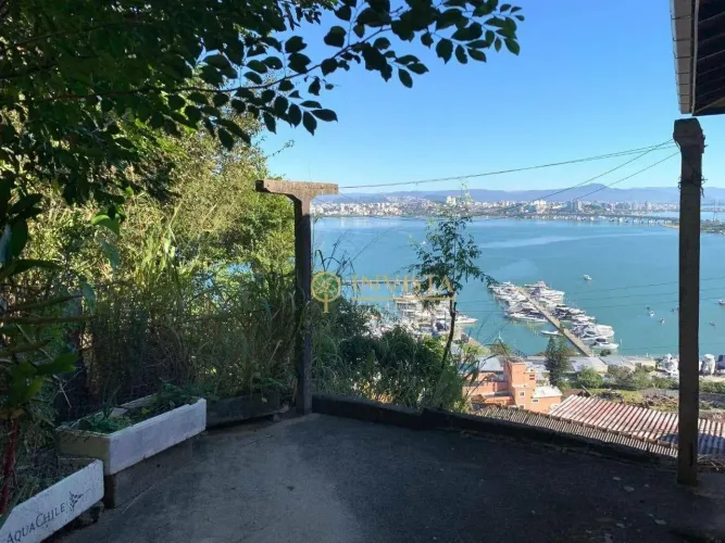 À venda | Vista Mar permanente, churrasqueira e 4 quartos - José Mendes, em Florianópolis.