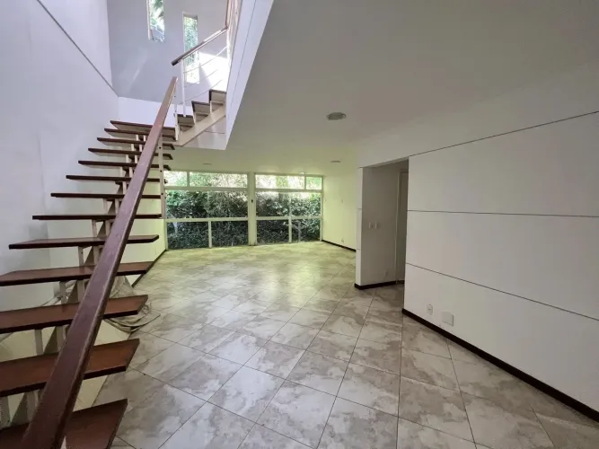 Cobertura Duplex 3 quatos (1 Suíte) 2 vagas