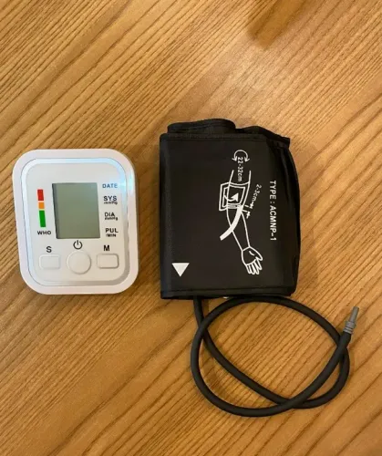 Aparelho De Medir Pressão Arterial Monitor Automático