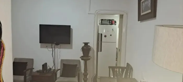 Quarto e sala com 40 metros em Copacabana - Rio de Janeiro - RJ