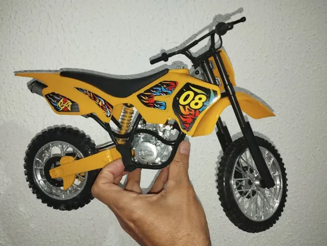 Mini Moto Cross Amarela - 08 - Perfeita para Colecionar!