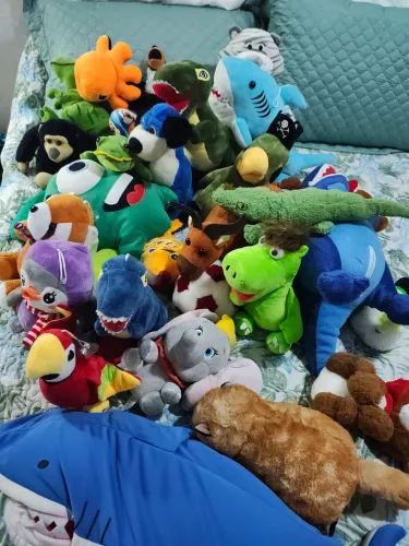 Coleção de Pelúcias Fofas e Divertidas