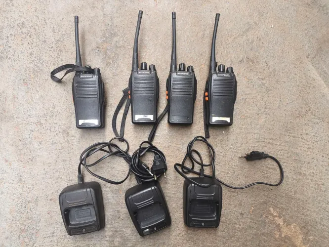 Kit 4 Rádios Baofeng