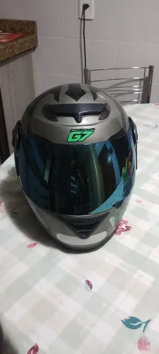 Capacete usado G7 - N°60
