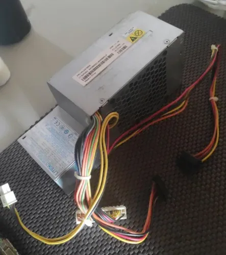 Fonte de Alimentação para PC Liteon 400W