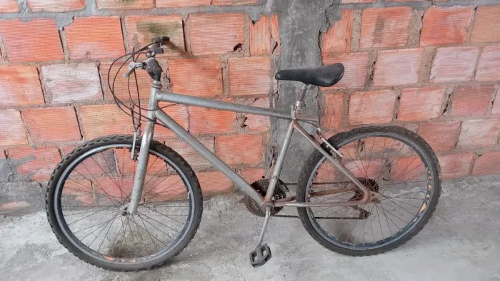 Bicicleta de Ferro Cromada Aro 26
