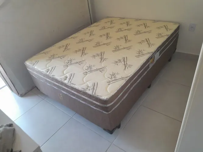 Cama Dallas Semi-ortopédica