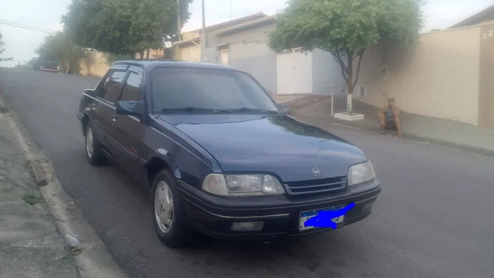 - Muito conservado pro ano 