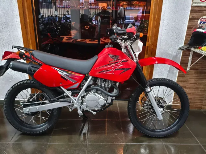 HONDA XR 200 ANO 1997 IMPECÁVEL