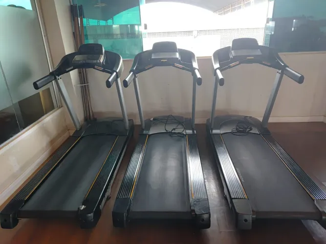 Esteira Profissional T7000 PRO JONHSON/MATRIX