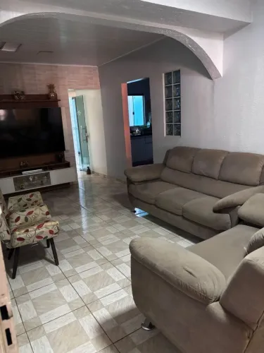 Excelente casa 3 quartos + Kitnet