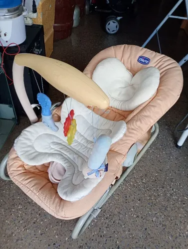 Cadeira Chicco deitada e sentada infantil 