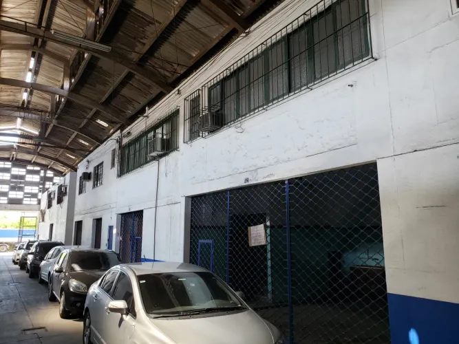 Galeria para aluguel com 30 metros quadrados em Penha Circular - Rio de Janeiro - RJ