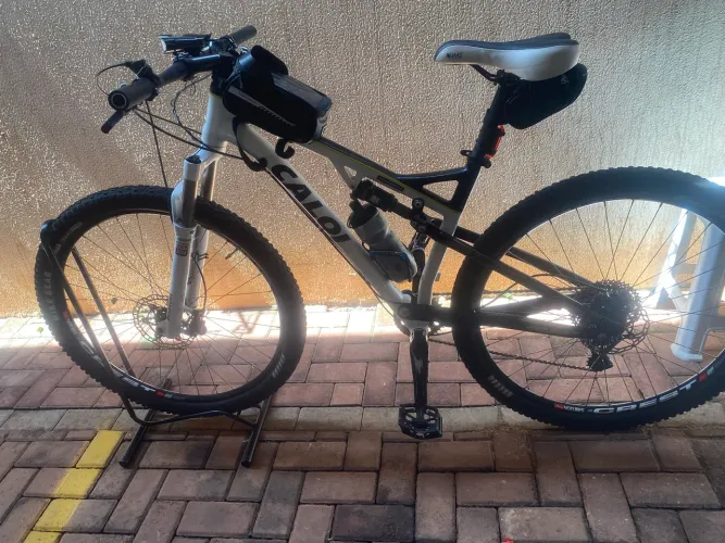 Bicicleta Caloi Full Elite 