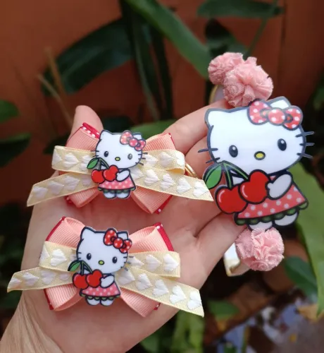Kit Laços de Cabelo e tiara Hello Kitty