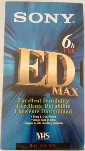 FITA(VHS)VIDEO CASSETE/SONY Vende se ZAP.12(9)8297 - 8532