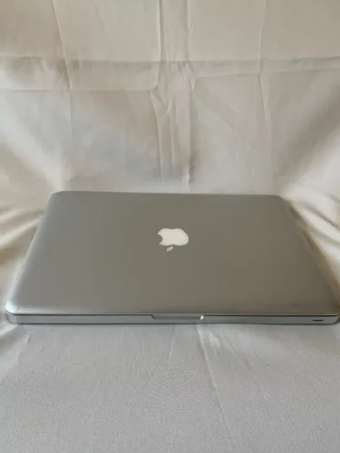MacBook Pro - 1,5TB (SSD500gb) - Intel I7 - 8GB RAM