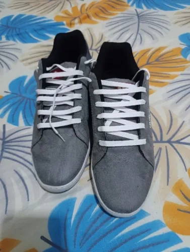 Tênis Cinza Masculino