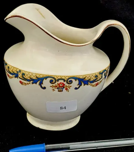 Cremeira antiga de porcelana inglesa