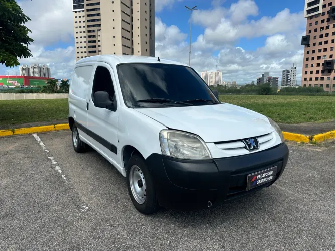 Peugeot Partner Furgão 1.6 16v/ 1.6 16V Flex 3P 2011