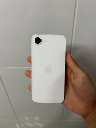 iphone 16 E 