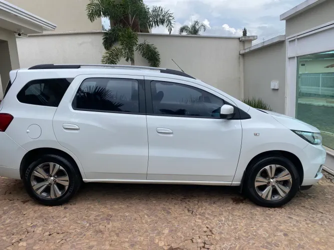 Chevrolet Spin Premier 1.8 8V Econo.flex 5P Aut. 2024