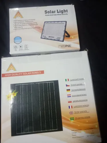 São 7 unidade de Refletor com painel solar