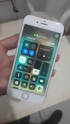 iPhone 8