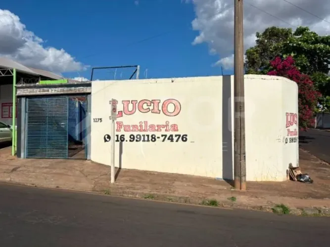 Salão Comercial à Venda e Locação em Jardim Botafogo, São Carlos
