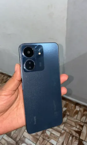 Xiaomi Redmi 13C 128GB Azul - R$ 650