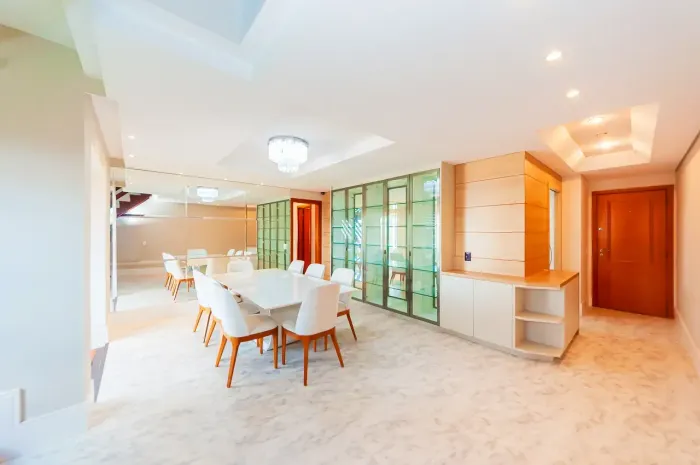 Cobertura duplex com piscina privativa no Ahú em Curitiba!