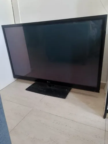 ? TV LG Plasma 50" - Para peças / retirada (R$300,00/Aceito negociar)