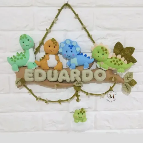 Enfeite de porta para quarto de bebê - Escolha seu tema